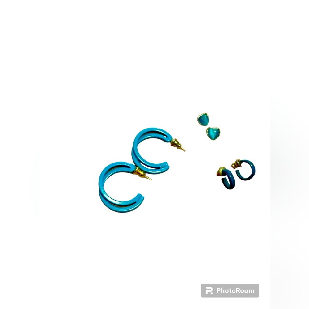 Earrings! A Teal Trio!